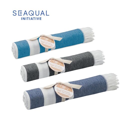 SEAQUAL® pārstrādātu materiālu pludmales dvielis 70 × 140 cm